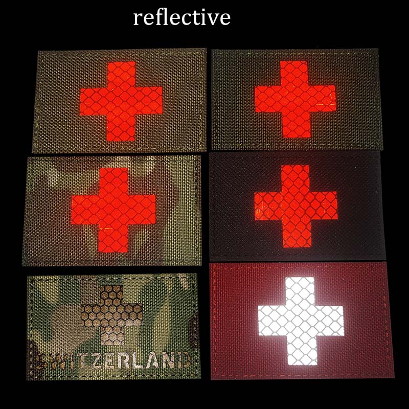 Naszywki z flagą Szwajcarii, s – Urban Backpack Tactical recenzja i cena